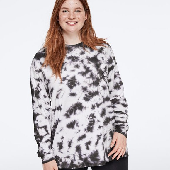 VICTORIA'S SECRET PINK LONG SLEEVE CAMPUS TEE - Picture 2 of 4